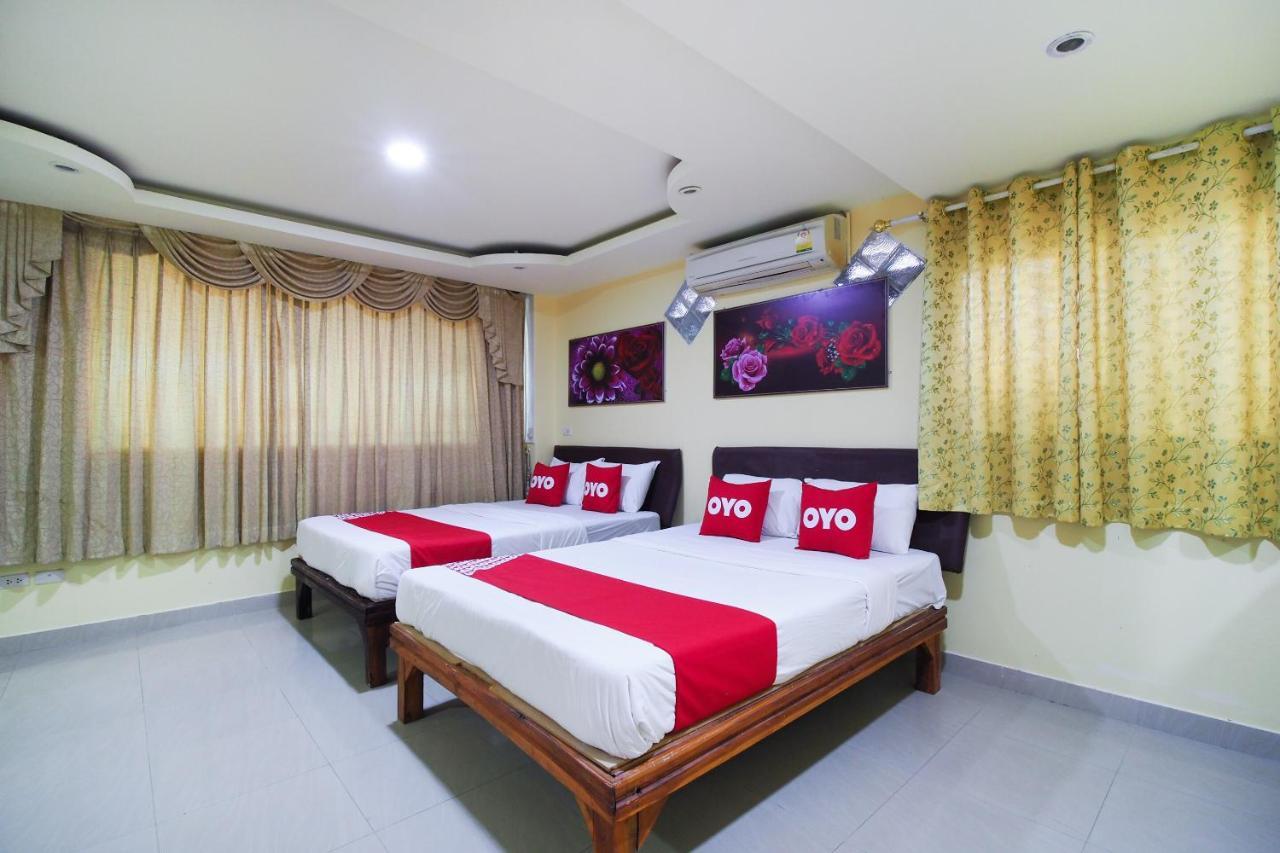 Khanidta Resort Патая Екстериор снимка