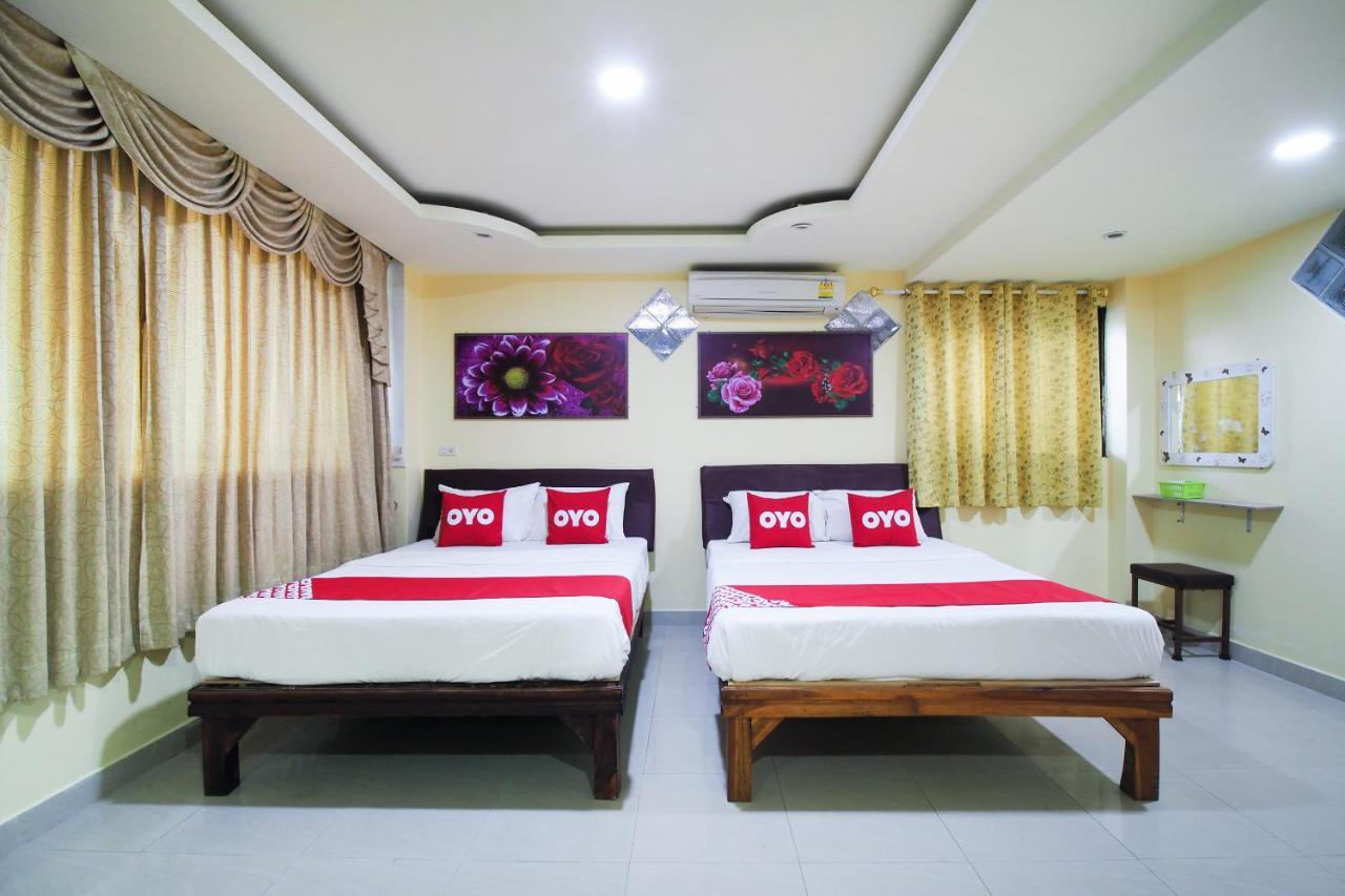 Khanidta Resort Патая Екстериор снимка